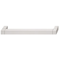 Kantet bøjlegreb i forniklet børstet aluminium Häfele design model H1935