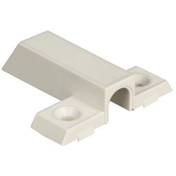 Kryssadapterplate for magnetisk push-open mekanisme